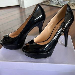 Marc Fisher black patent leather peep toe pumps